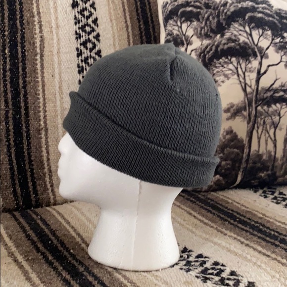 3 Beanies, Black, Brown, Grey - Picture 14 of 16